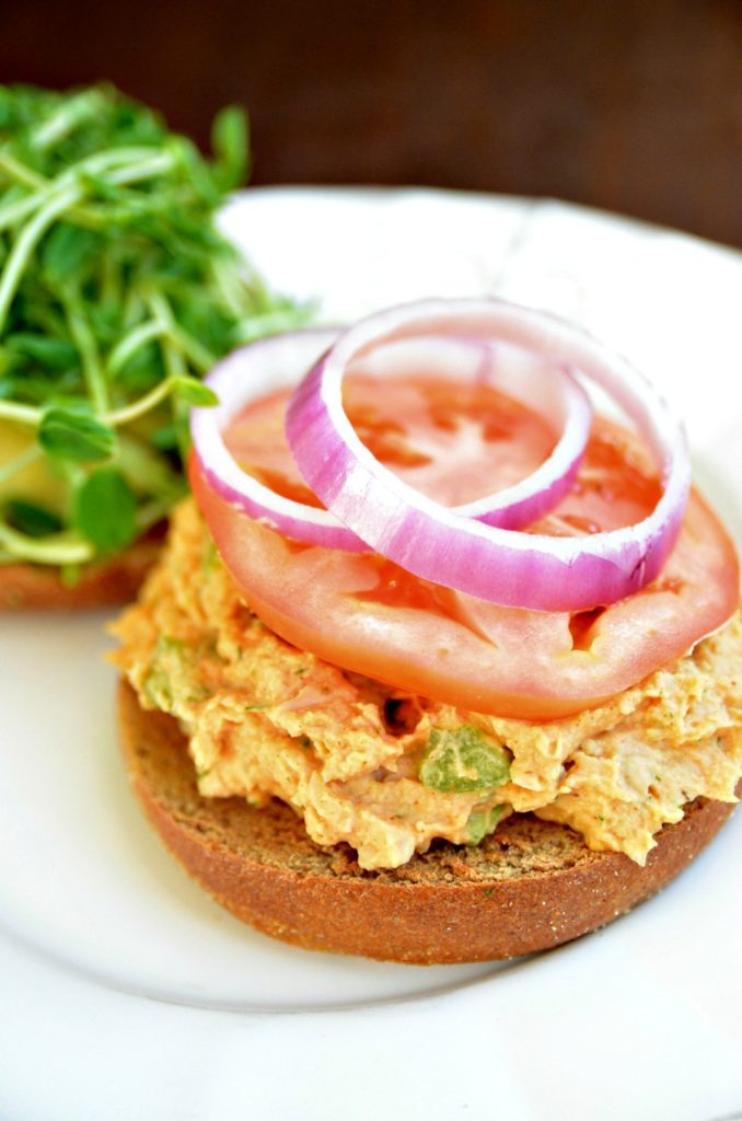 vegan tuna salad sandwich 3