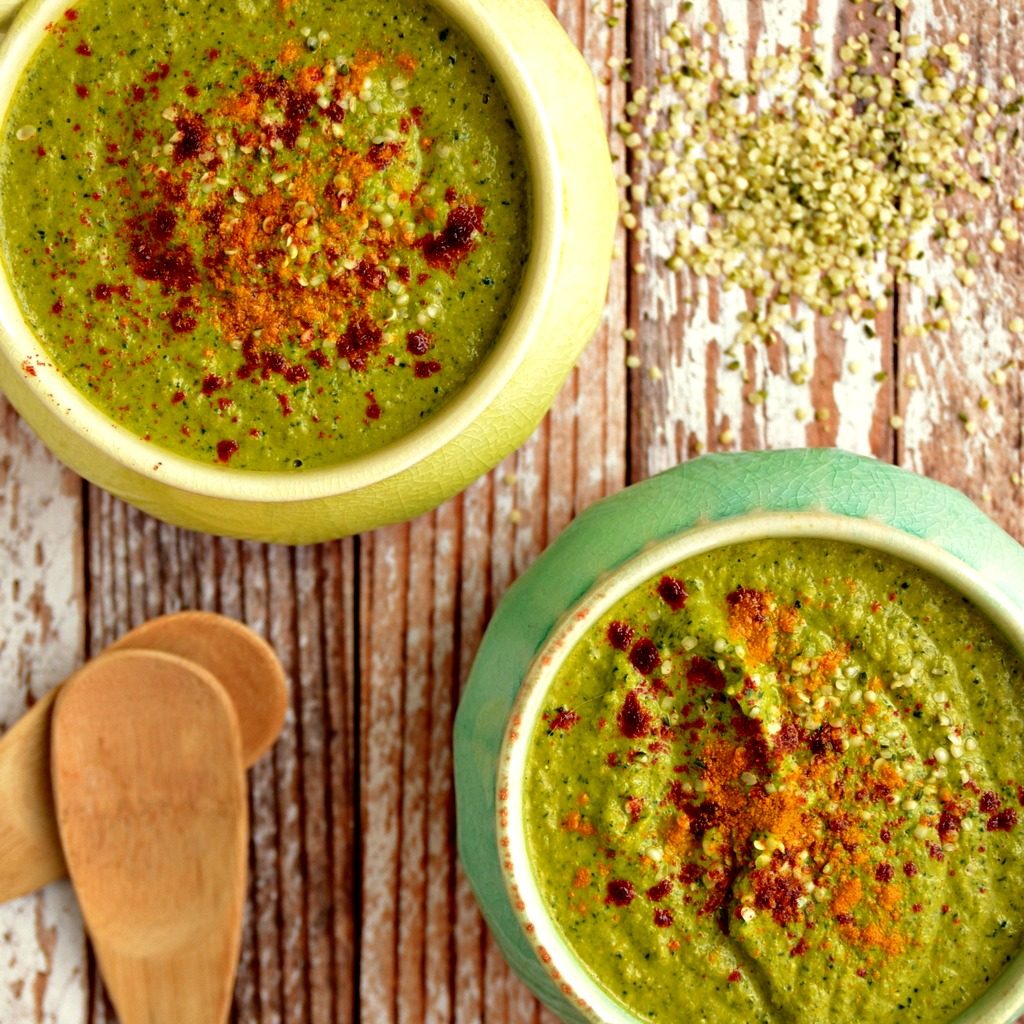 Cheezy Broccoli Kale Soup