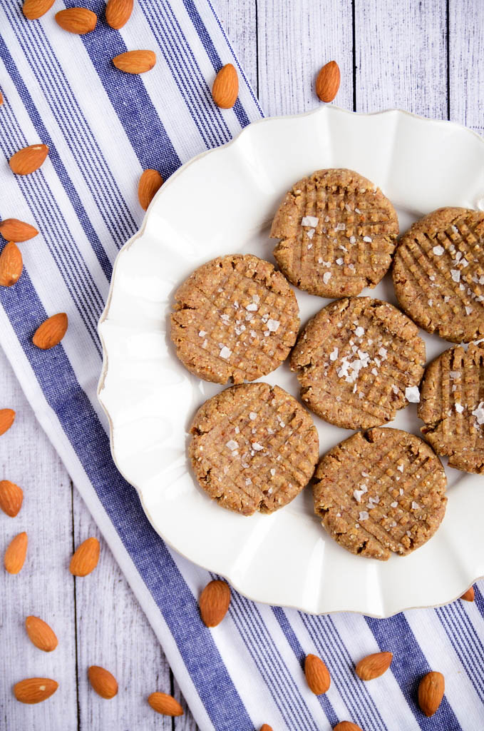 Raw Almond Butter Cookies