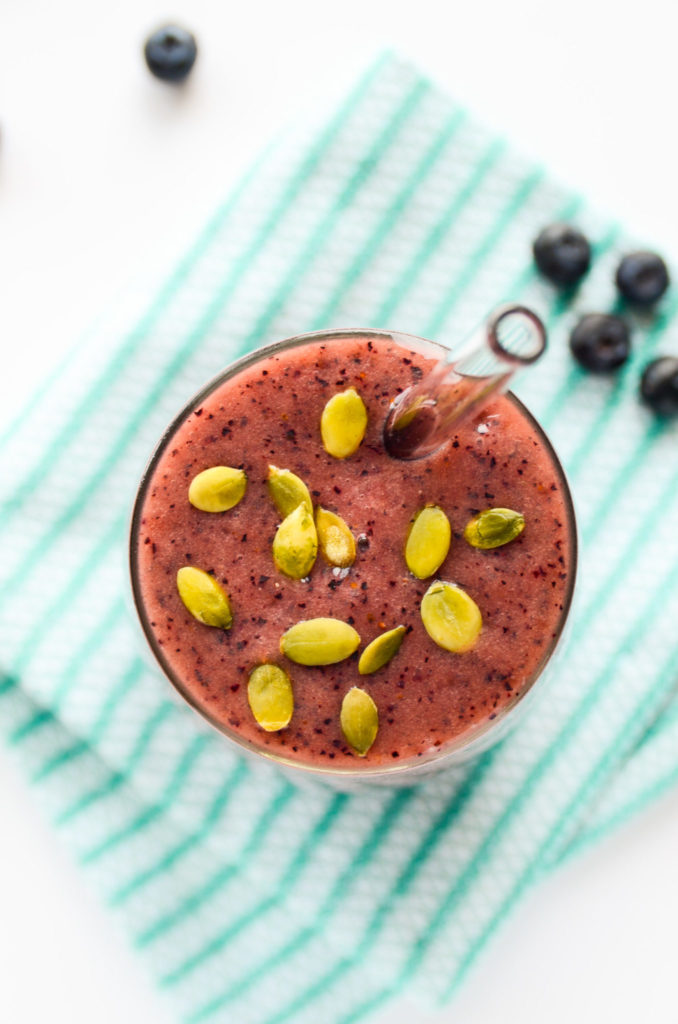 Blueberry and Mango Immune-Boosting Smoothie