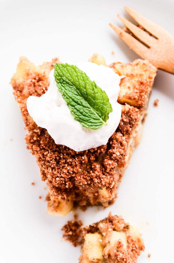 Raw Vegan Apple Pie Cinnamon-Pecan Streusel