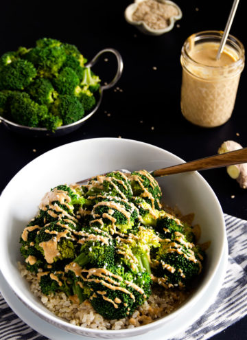 Simple Sesame-Ginger Broccoli Macro Bowl