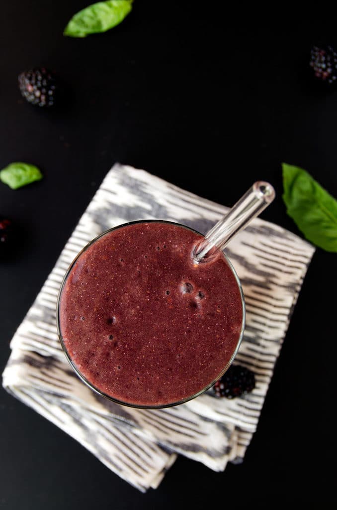 Blackberry, Basil & Chia Smoothie