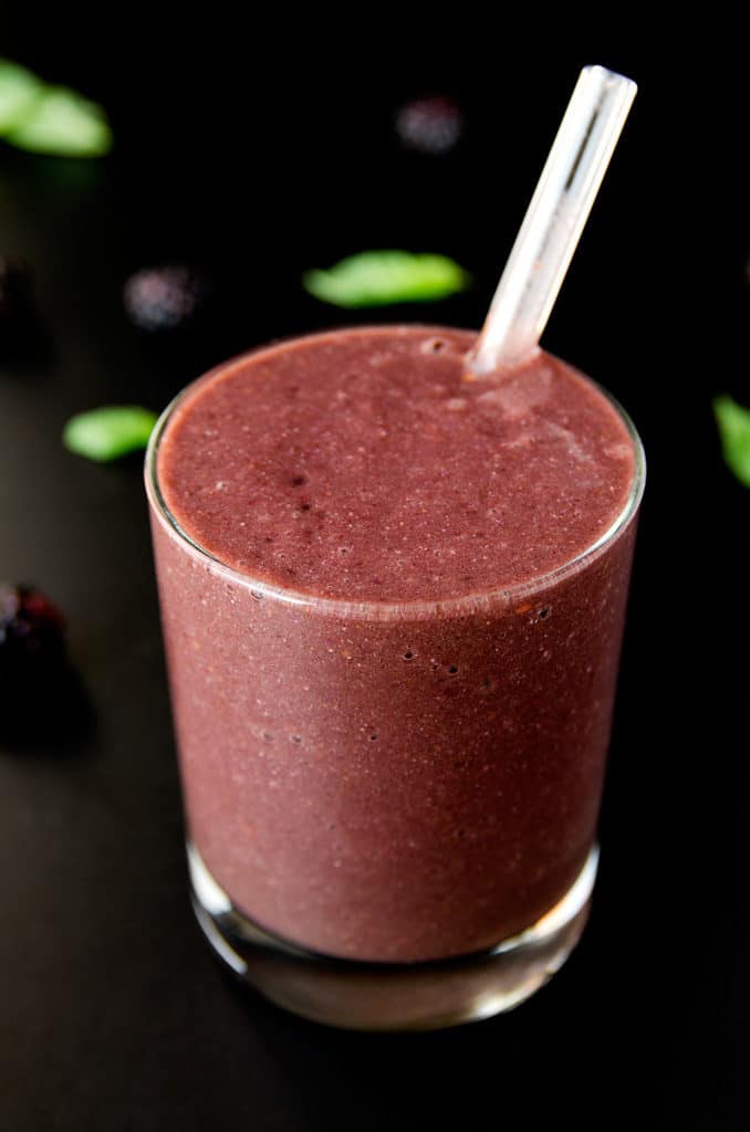 Blackberry, Basil & Chia Smoothie