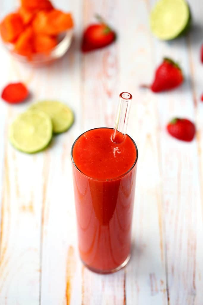 Glowing Strawberry-Papaya Smoothie