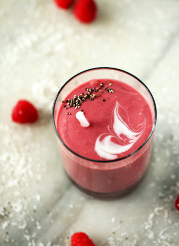 Rich & Creamy Vegan Raspberry, Coconut & Chia Shake