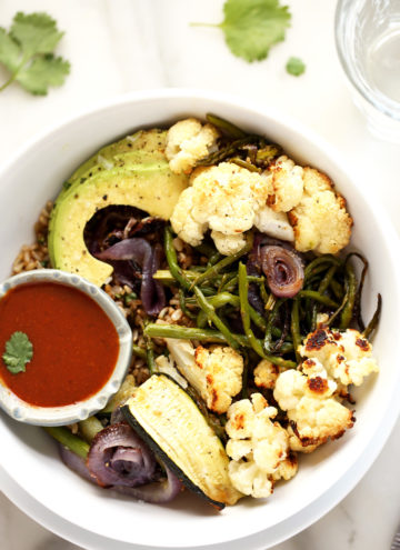 Roasted Vegetable Rainbow Bowl with Balsamic Brown Rice & Tangy BBQ Sauce | A simple and flavor-packed vegan meal!