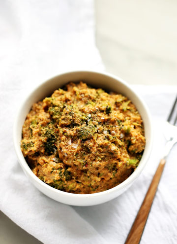 Cheesy Broccoli Cauliflower Rice | An ultra-cheesy , protein-packed "rice" that's vegan, gluten-free, and grain-free!