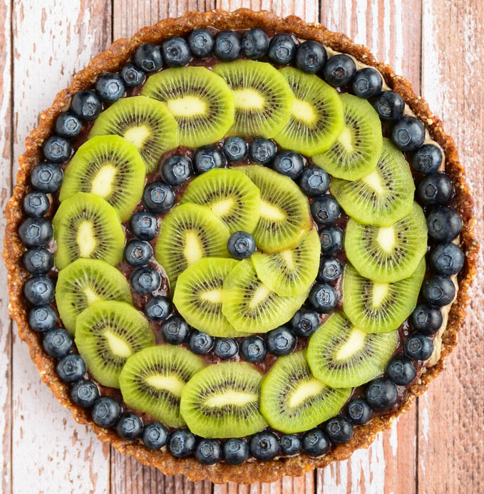 Raw Blueberry and Kiwi Tart