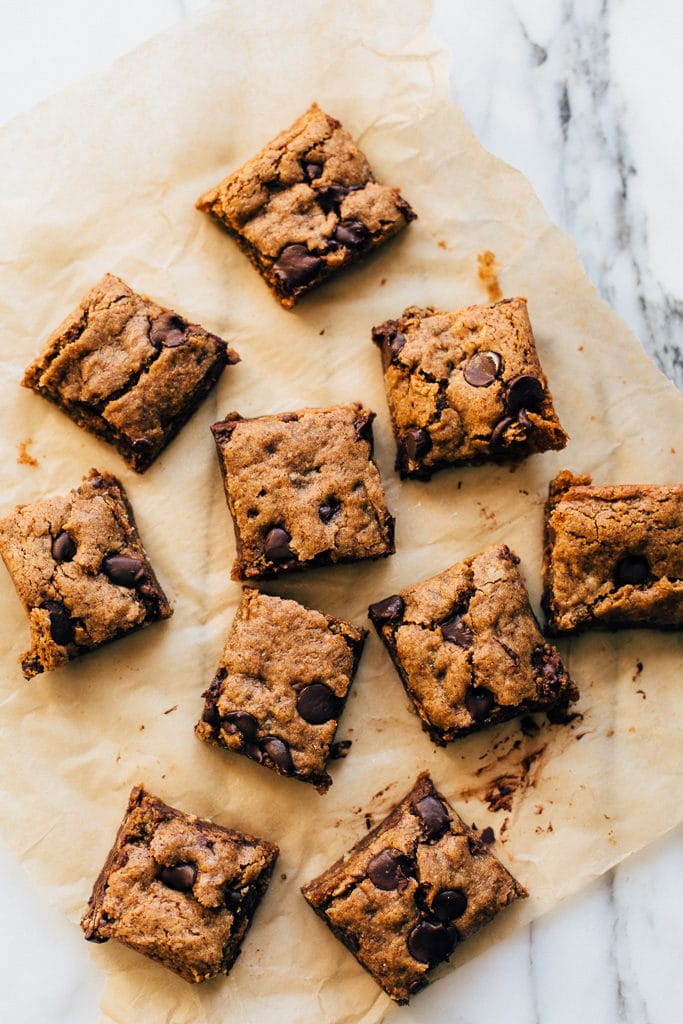 Almond Butter Oatmeal Chocolate Chip Cookie Bars | Vegan, Gluten-Free