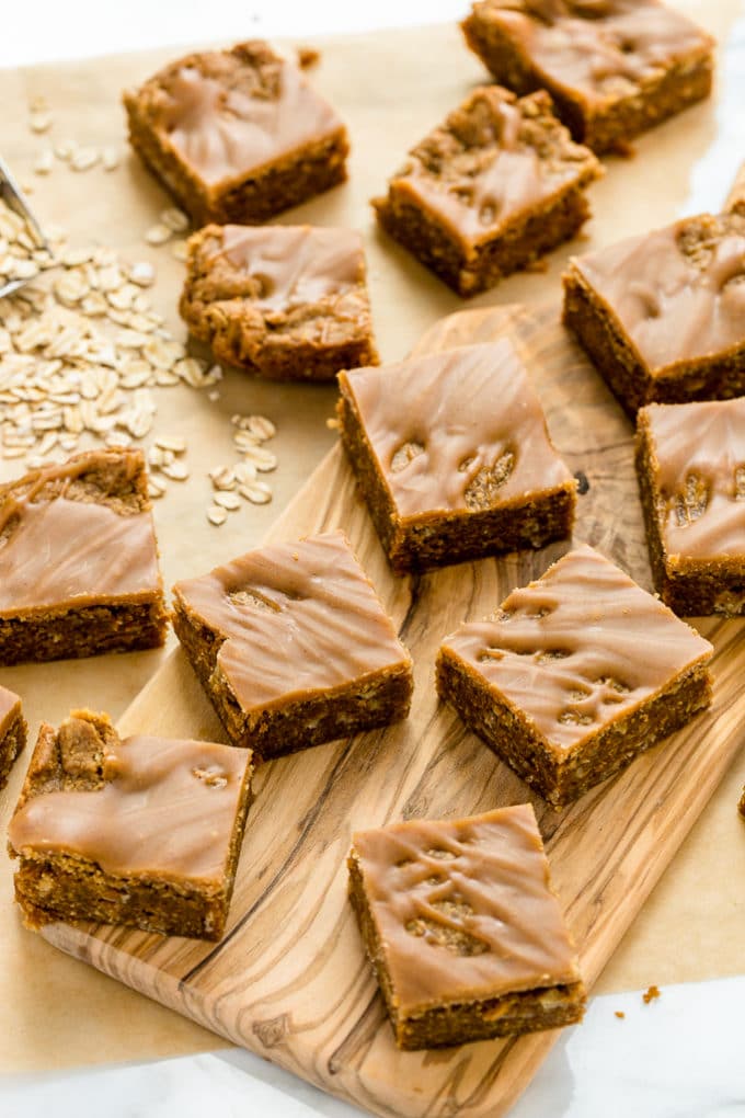 Peanut Butter Oat Blondies with Peanut Butter Drizzle (Vegan and Gluten-Free)
