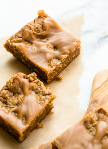 Peanut Butter Oat Blondies with Peanut Butter Drizzle | Vegan and Gluten-Free