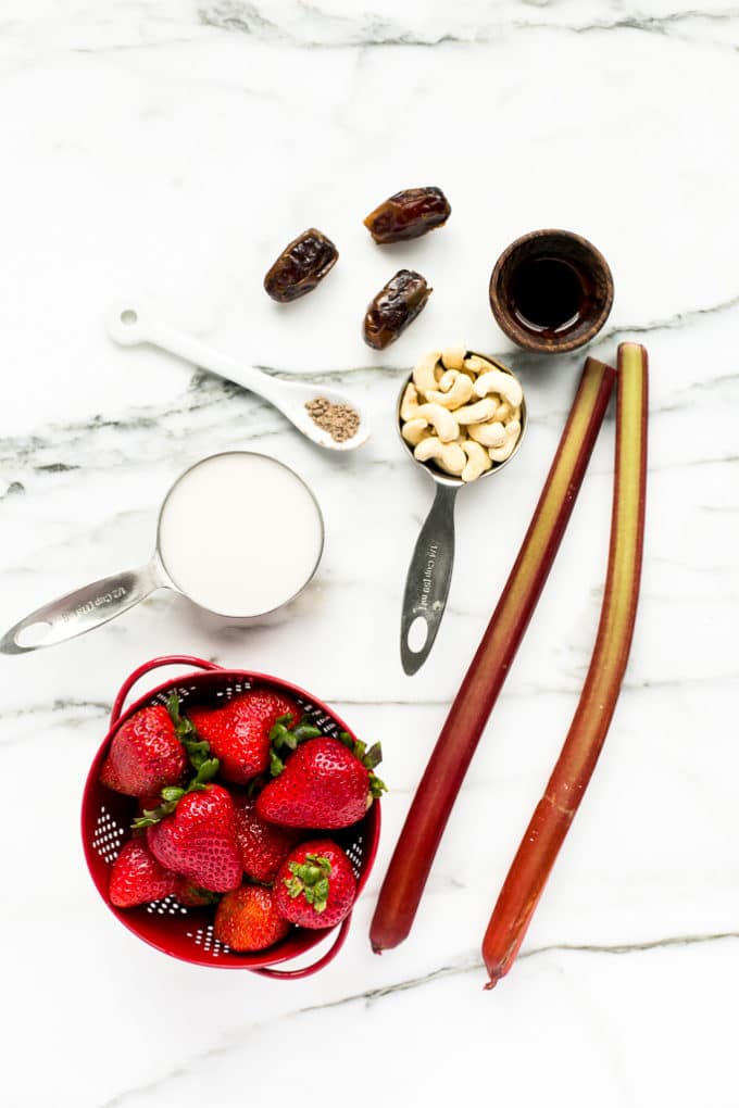 Strawberry-Rhubarb Pie a la Mode Smoothie