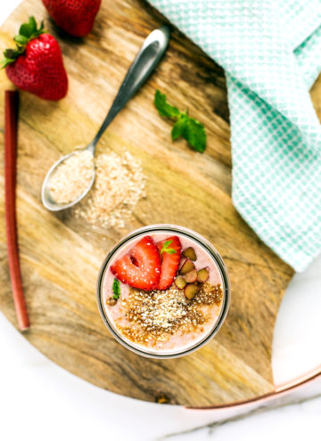 Strawberry-Rhubarb Pie a la Mode Smoothie