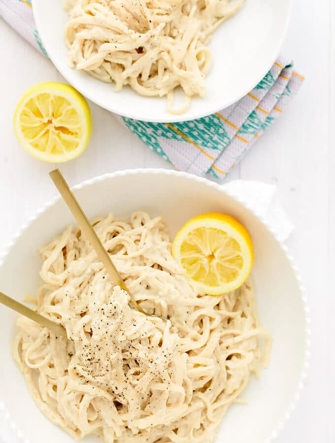 Vegan Creamy Garlic Lemon-Pepper Pasta