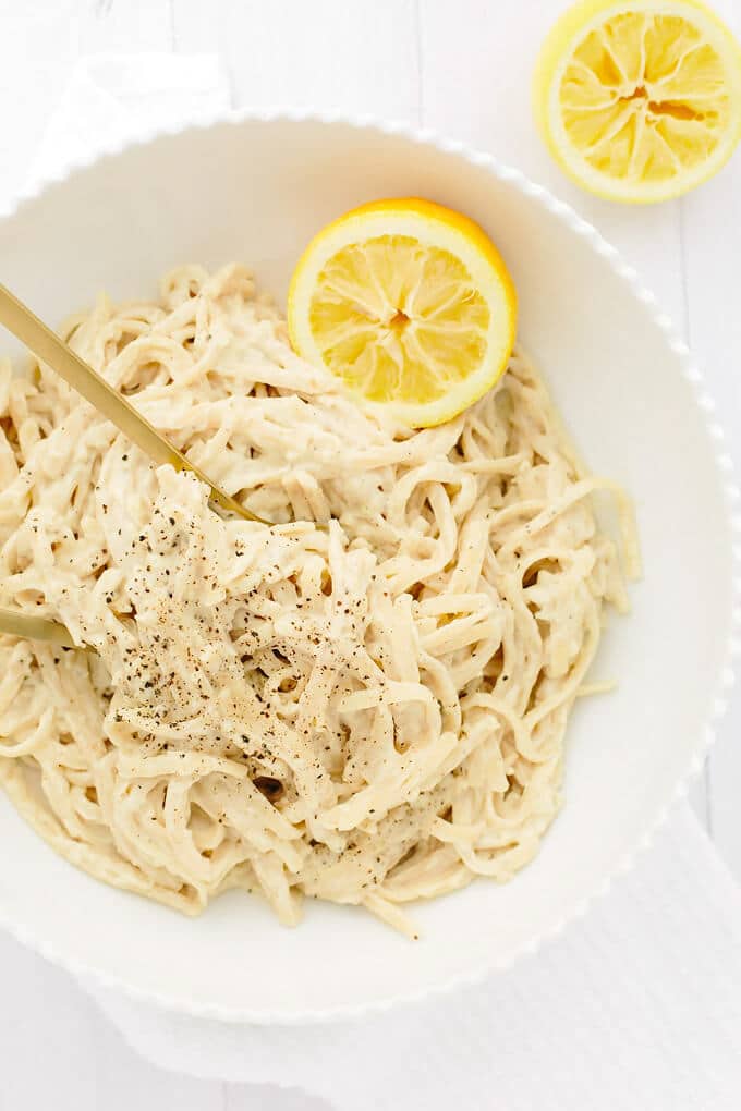 Vegan Creamy Garlic Lemon-Pepper Pasta