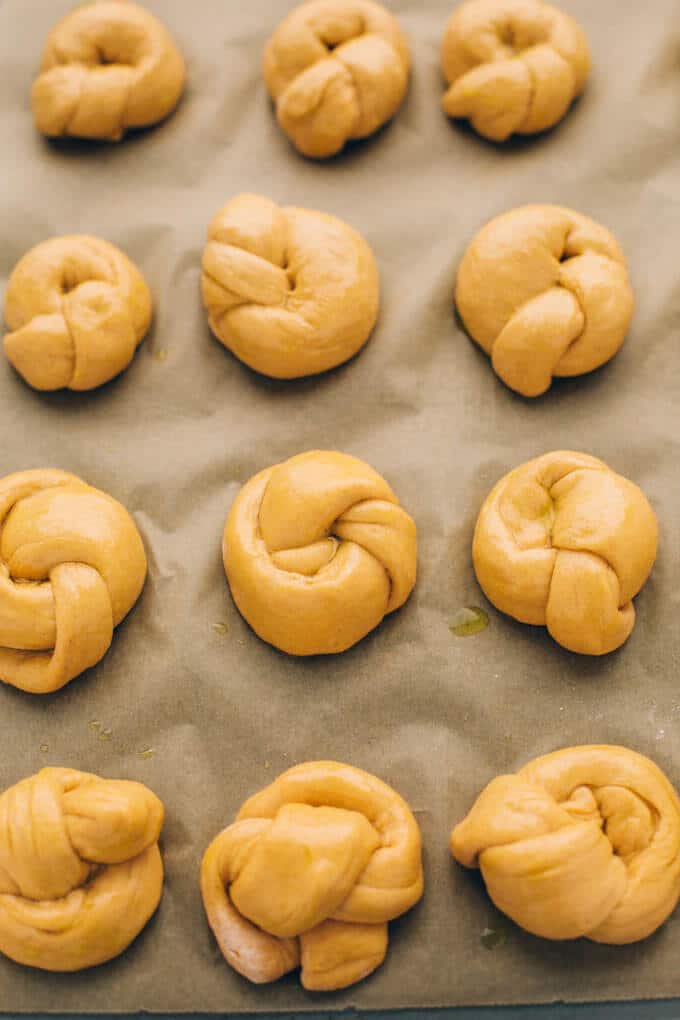 Vegan Sweet Potato Spelt Garlic Knots