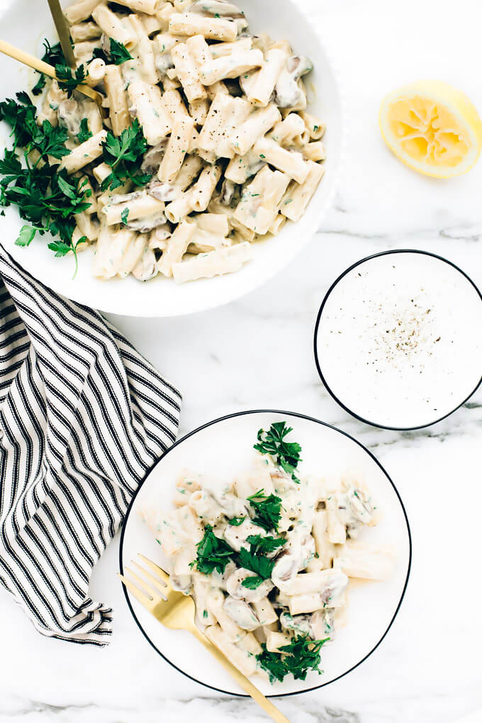 Creamy Vegan Garlic Mushroom Pasta