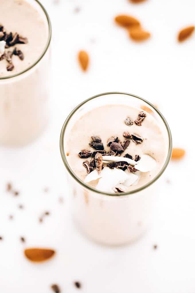 Vanilla-Almond Coconut Nib Chip Shake