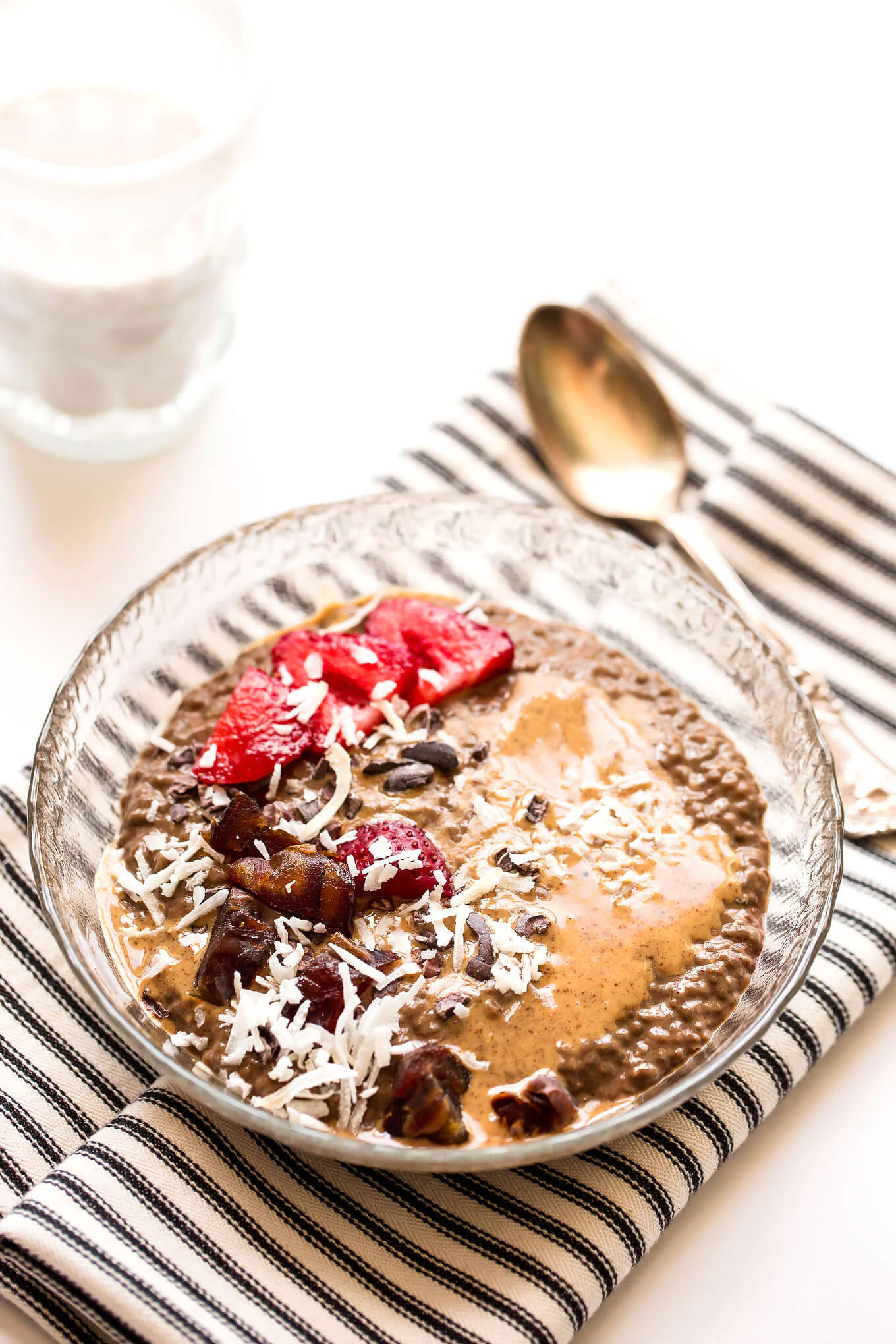 Secretly Green Almond Butter Chocolate Chia Pudding