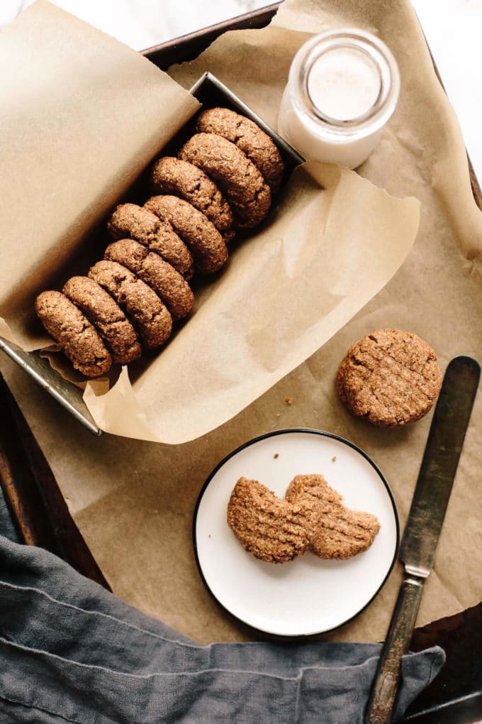 Vegan Almond Butter Shortbread Cookies