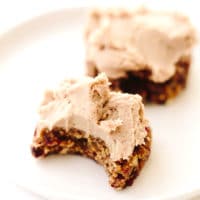 Vegan Pecan Pumpkin Cookies with Spiced Cashew Buttercream