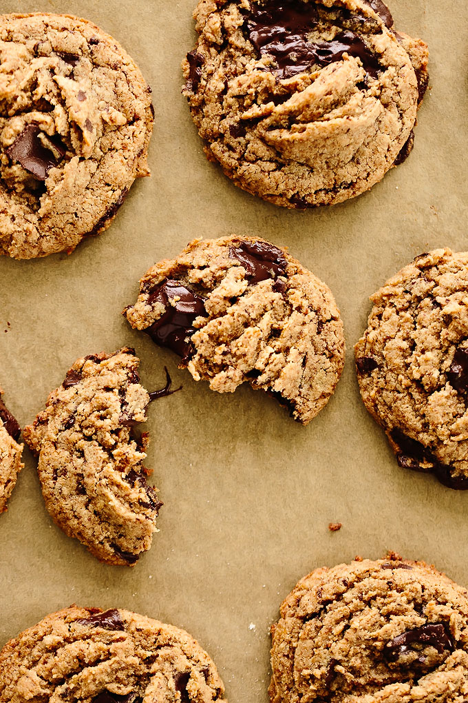 Vegan Tahini Chocolate Chunk Cookies