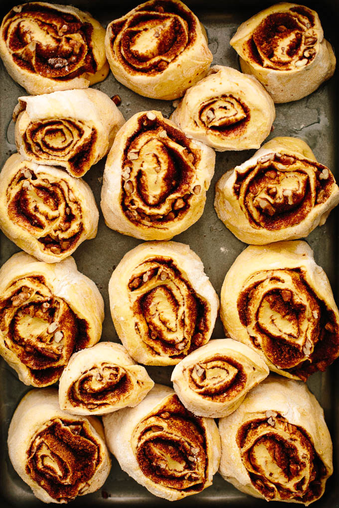 Vegan Pumpkin Pecan Cinnamon Rolls