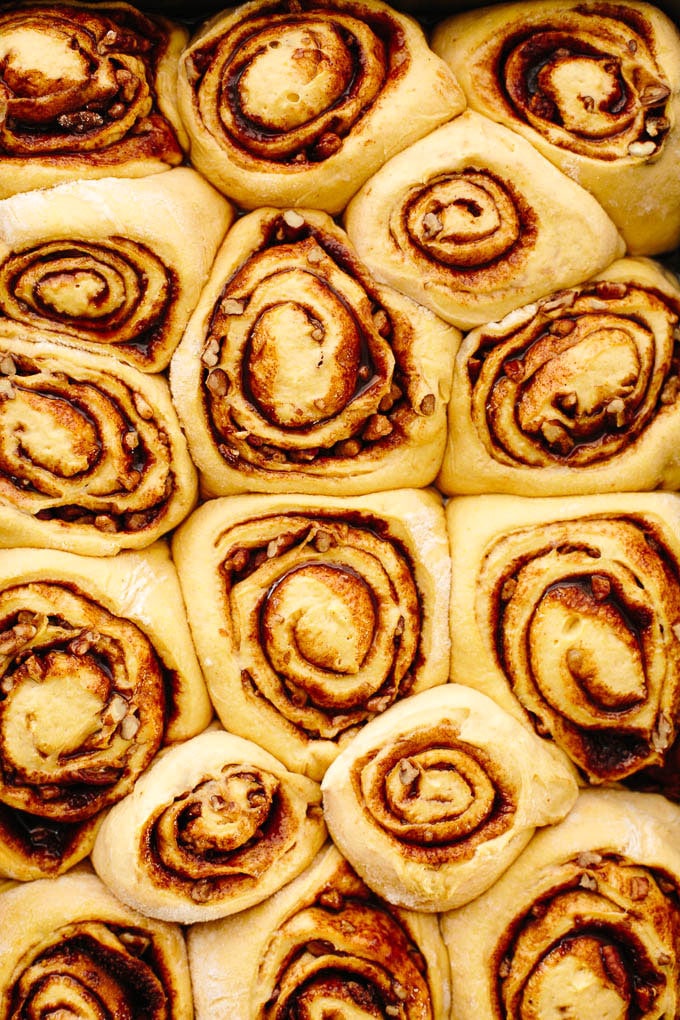 Vegan Pumpkin Pecan Cinnamon Rolls