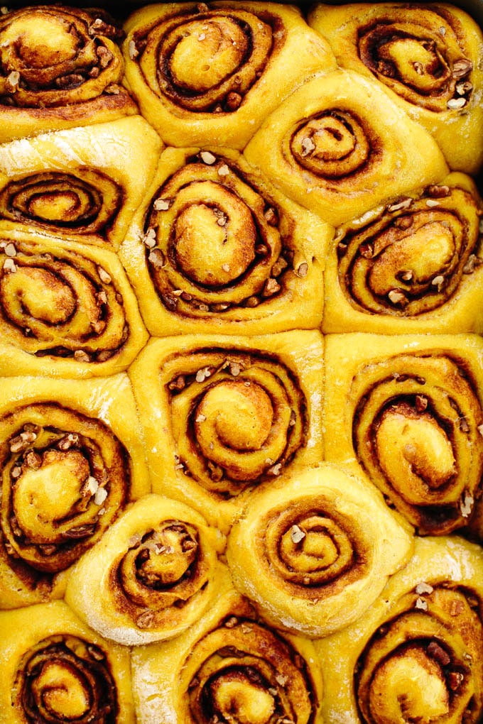 Vegan Pumpkin Pecan Cinnamon Rolls