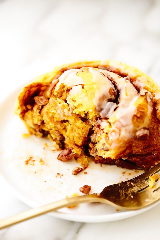 Vegan Pumpkin Pecan Cinnamon Rolls