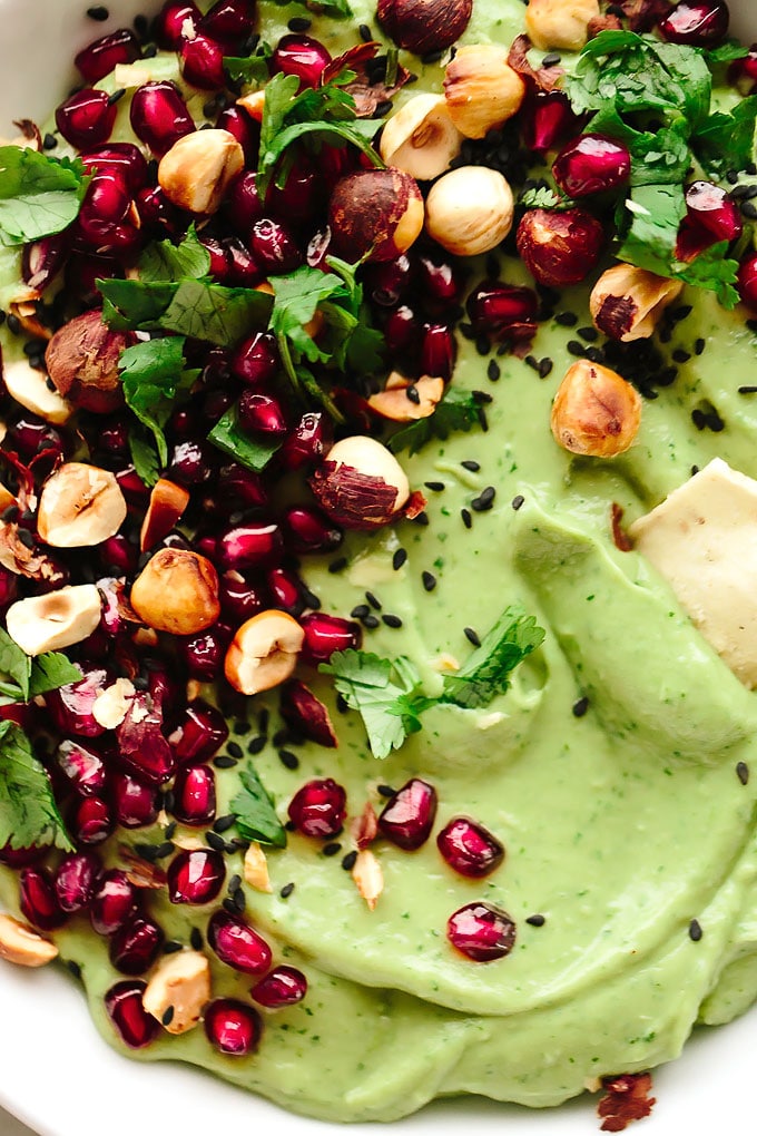 Festive 5-Minute Creamy Avocado Dip