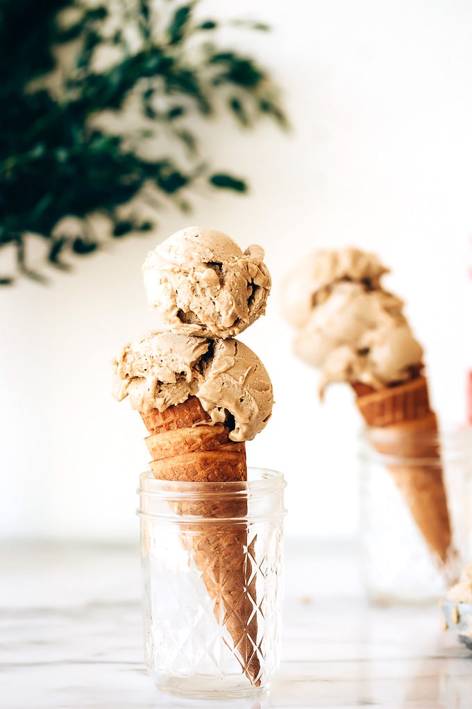 Vegan No-Churn Eggnog Ice Cream