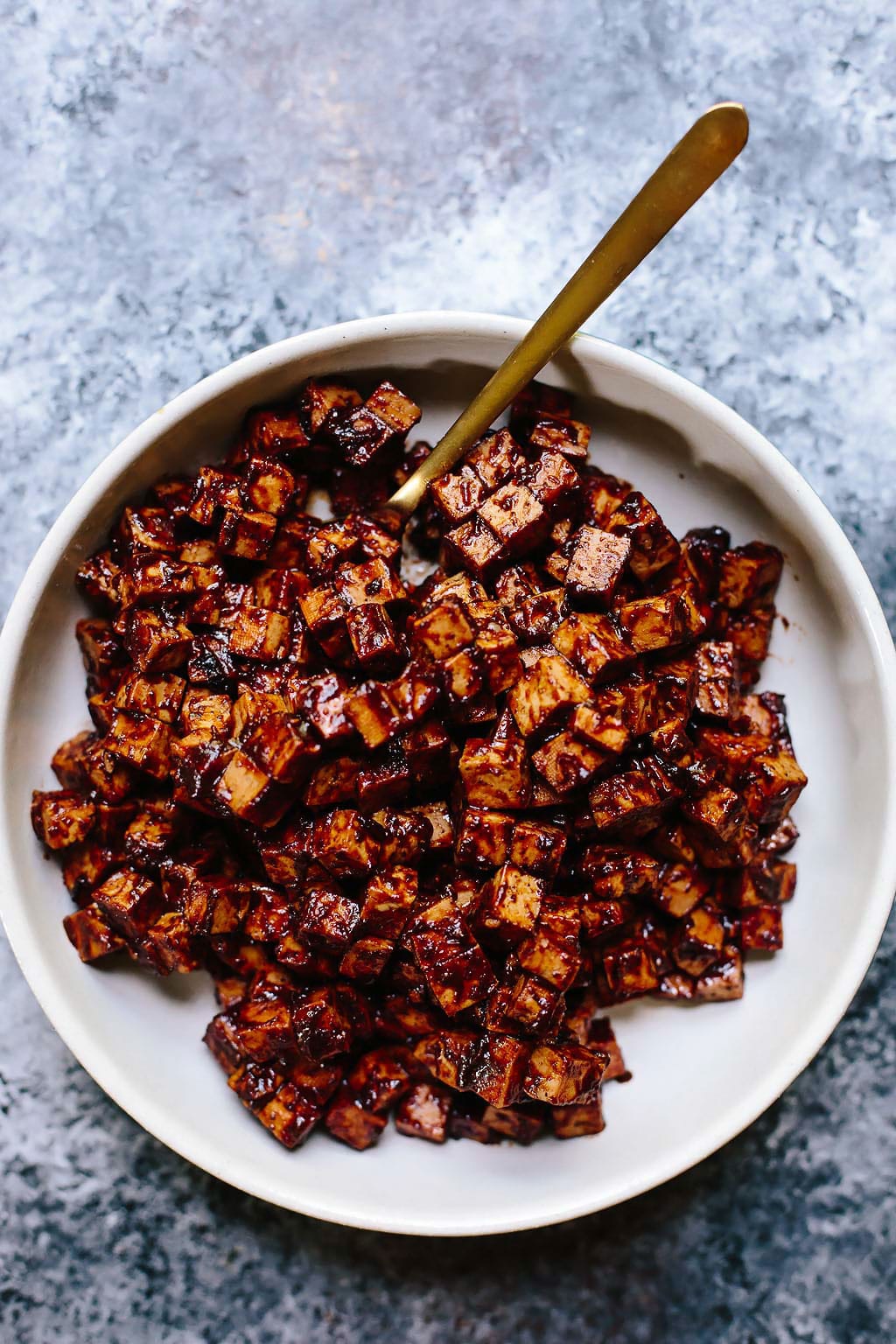 Vegan BBQ Tofu Summer Nachos with Pineapple Salsa