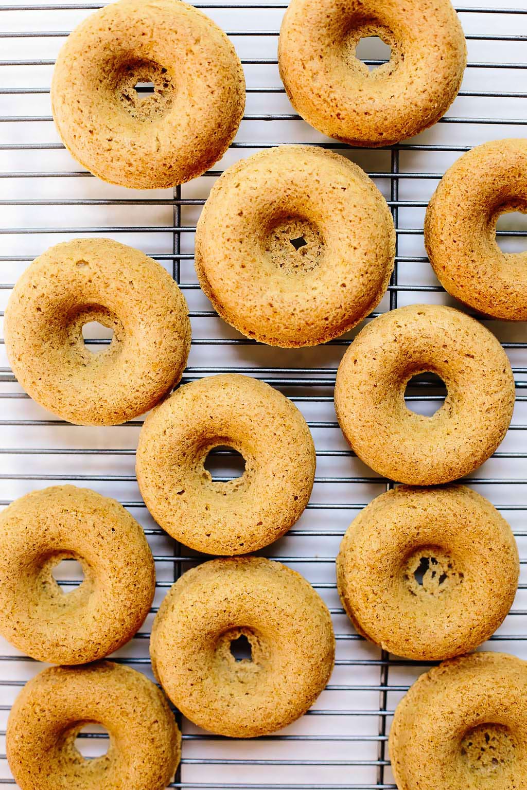 Vegan Vanilla Spelt Donuts