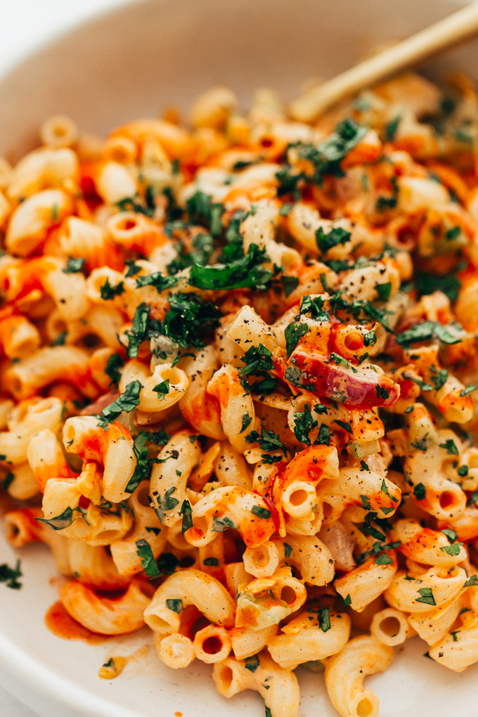 Vegan Buffalo Macaroni Salad