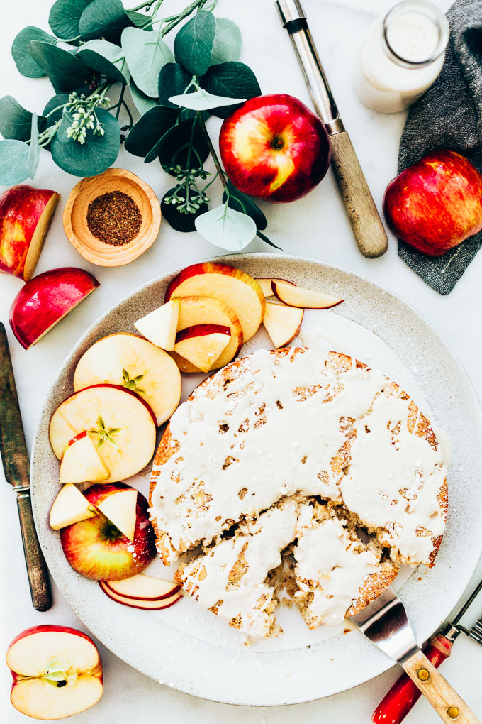 Easy Vegan Apple Cake